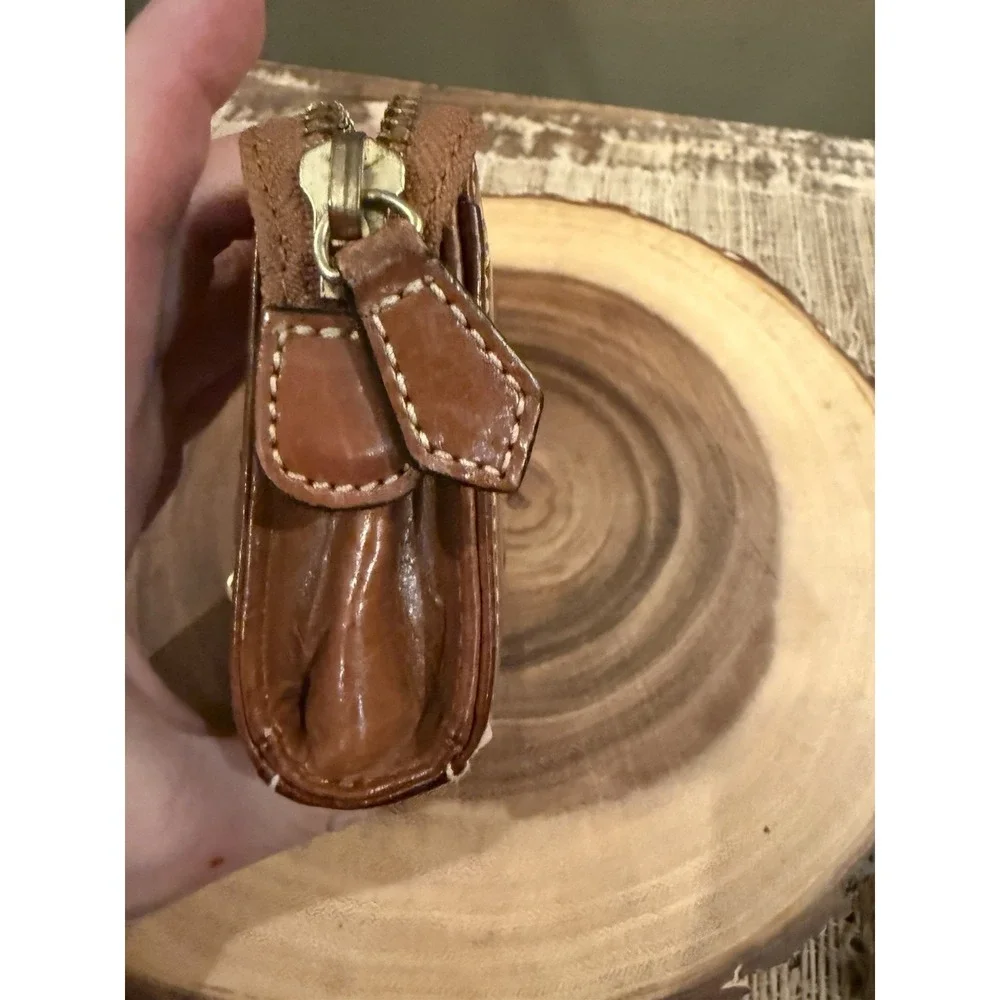 Vintage dooney and bourke British Tan Leather Wrist Wallet ID Key ring Very Rare
